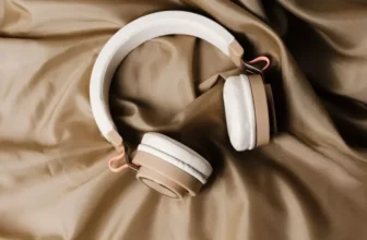 How to Clean and Maintain Your Headphones?
